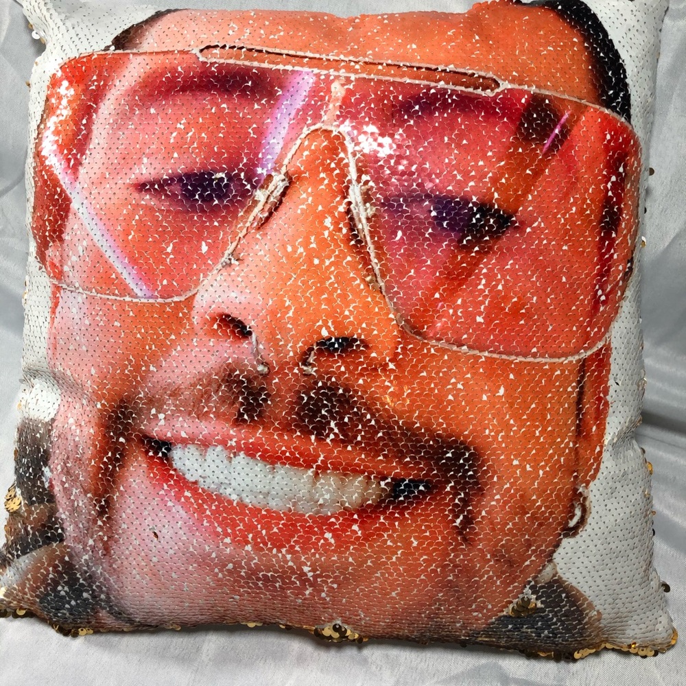 Bad bunny fan pillow like new